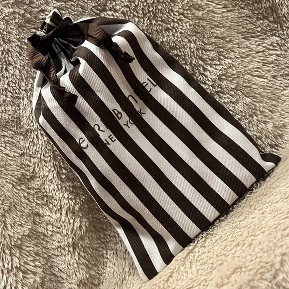 HENRI BENDEL NEW YORK Crossbody Purse - Picture 16 of 16